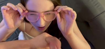 Young hot wife jerked off with a gamepad and got cum on her face. Squirt on face in 69 - inxxx.com