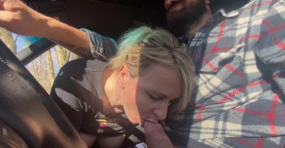 Busty Luna takes a wild ride in HD on a sunny day - alphaporno.com