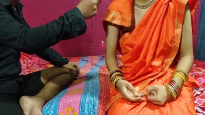Indian college couple heats up their bedroom with passionate sex and a red lace bra - yesvids.com - India