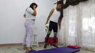 Massage turns intense as he takes her from behind against the wall - yesvids.com - Venezuela