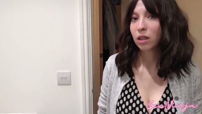 Mature woman in polka dots explores her pussy alone after kitchen chores - yesvids.com