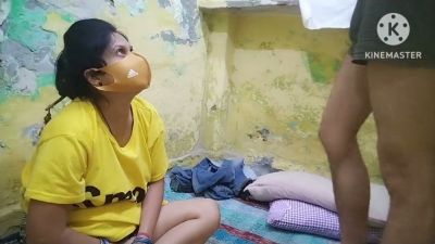 Intimate couple session with deep penetration and gaping on a colorful rug - yesvids.com - India
