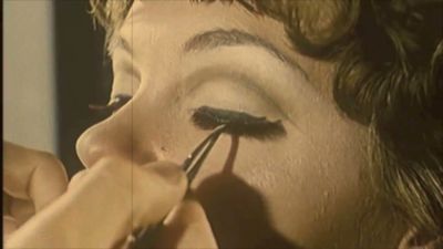 Vintage-styled art series with urban murals and intimate moments - yesvids.com