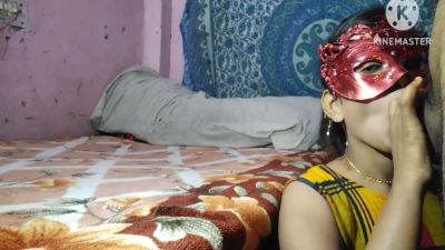 Masked Indian couple explores anal and oral pleasures in a vibrant bedroom - yesvids.com - India