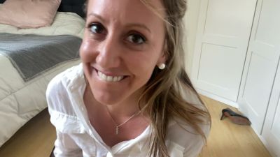 French secretary undresses at home and pleasures herself in stockings and heels - yesvids.com - France