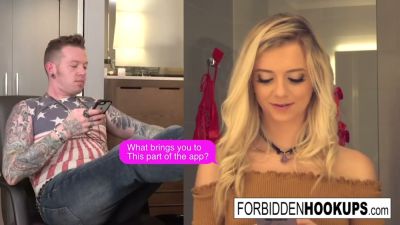 Blonde Riley rides her tattooed stepbrother in their sunlit backyard and takes his cumshot on her face - yesvids.com