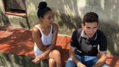 Japanese beauty and her Indian neighbor spark passion with deep kissing and cunnilingus - yesvids.com - Japan - India
