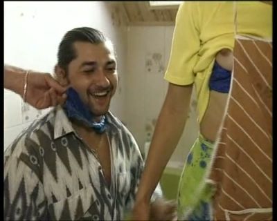 Mature German man in vintage bathroom exposes himself as women watch and perform - yesvids.com - Germany