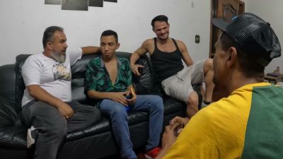 Pedro Ferraz makes his debut with a seasoned pornstar in a private casting - yesvids.com