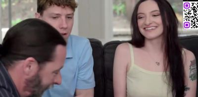 Two blondes share a guy in gang fuck-a-thon with milf - ah-me.com