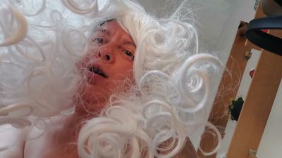 Nicoletta straddles your face and slowly pisses on it - yesvids.com