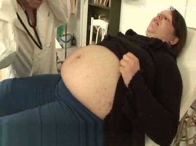 Pregnant brunette and doctor turn a routine check-up into a passionate intimate session - yesvids.com