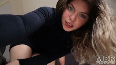 Argentinian beauty in skirt and heels takes creampie from behind - yesvids.com - Argentina