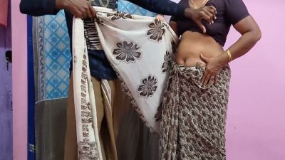Mature Indian woman submits to commanding lover on a straw mat - yesvids.com - India