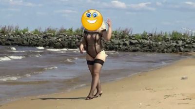 Mature Russian woman pleasures herself on a secluded sandy beach - yesvids.com - Russia