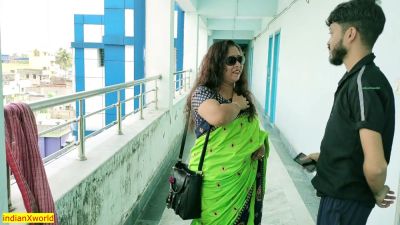 Indian beauty seduces in a passionate CFNM encounter with deep kissing and titjob - yesvids.com - India