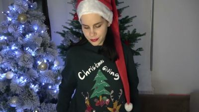 Serbian stepsister Anna gives a hot Christmas blowjob and takes double penetration with creampie - yesvids.com - Serbia