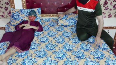 Skinny Desi wife in stockings betrayed by masked lover while her husband watches - yesvids.com - India - Pakistan