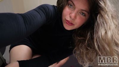Blonde with a big ass rides hard and takes a creampie - yesvids.com