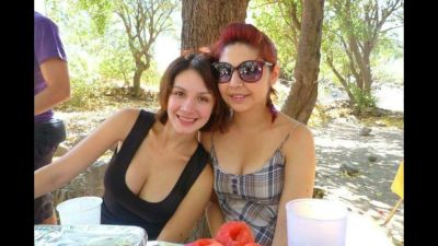 Chilean woman poses seductively with large breasts and full hips in intimate settings - yesvids.com - Chile