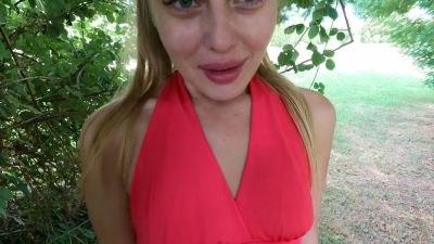Blonde takes a cumshot to the face after giving oral under the trees - yesvids.com