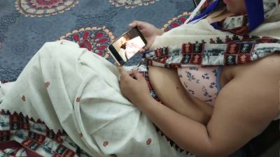 Woman caught in private moment with baby photo gets intimate with her partner - yesvids.com