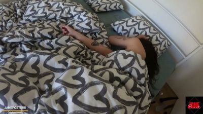 Amateur wife enjoys anal play and creampie with her tattooed partner - yesvids.com