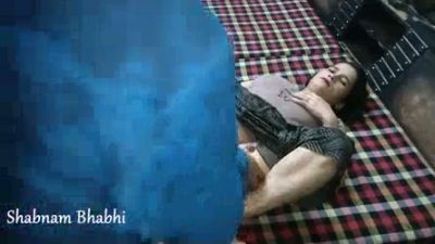 Indian wife takes rough sex with creampie in torn dress - yesvids.com - India