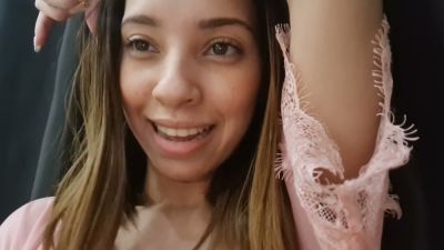 Julie Oliver guides you through her solo dildo session with natural pubic hair - yesvids.com