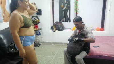 Mature Venezuelan woman joins intense group encounter in a tight room - yesvids.com - Venezuela