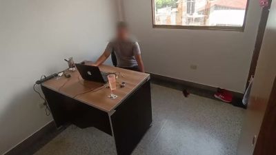 American mistress dominates a nude office subordinate in a floral dress - yesvids.com - Usa