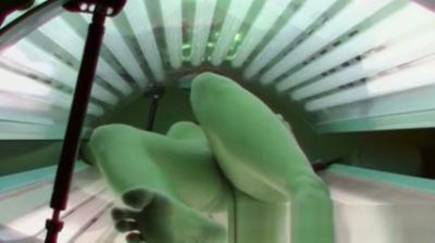 Hidden camera captures intimate moments in a Czech solarium - yesvids.com - Czech Republic