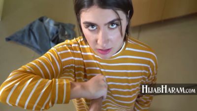 Young Arab woman in hijab takes charge with a bold riding session - yesvids.com