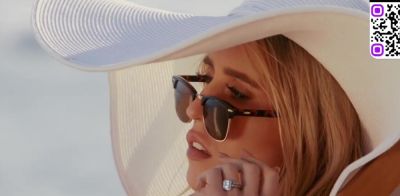 Hot Sexy - Blonde woman with ample boobies gets oral sex - ah-me.com