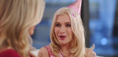 Lesbian teen gets her favorit dessert - inxxx.com