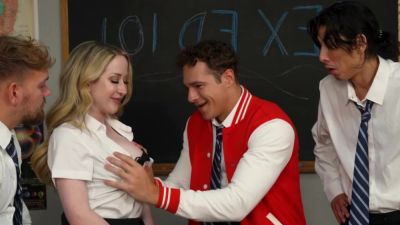 making sure the boys graduate - videohdzog.com - Britain - Usa