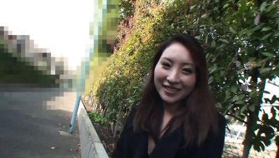 Shy Japanese Milf Riho Craves Pleasure With Hitachi Toy - xxxfiles.com - Japan