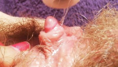 Extreme Close-Up Big Clit Orgasm: Rough Vibrator On Huge Clitoris - xxxfiles.com - Britain