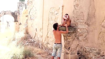 Skinny Amateur Brunette Magia Rosa Gets Her Pussy Eaten Outside Like a Statue - xxxfiles.com