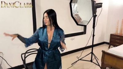 Amateur Makeup Artist Takes Big Dick and Cums - xxxfiles.com - Spain - Colombia