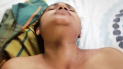 In Hindi - Desi Stepdaughter Tina Baby Nude HD Hindi Audio - veryfreeporn.com