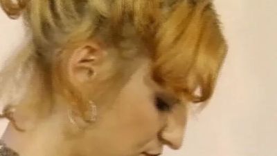 German lesbians sharing a big strapon on the bed - veryfreeporn.com - Germany