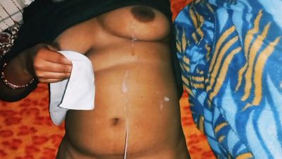Bhabhi's Huge Natural Tits Covered in Cum After Steamy Homemade Sex - porntry.com - India