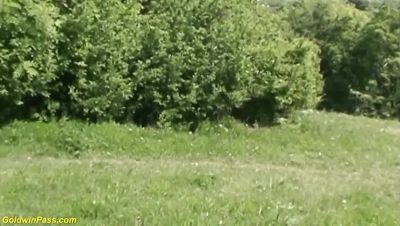 Cintia Silver Gets a Rough Outdoor Anal Fuck - veryfreeporn.com - Germany