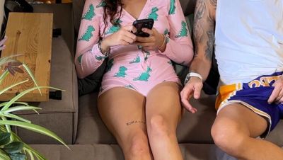 Innocent Teen Begs Stepdad Not to Leave After He Fingers Her Tight Pussy - veryfreeporn.com - Britain