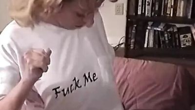 Bombshell - Blonde MILF Gets Pussy Gaped While Squirting Hard - veryfreeporn.com - Britain