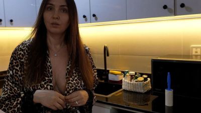 MILF Stepmom Gets on Her Knees for Horny Step Son - porntry.com - Russia