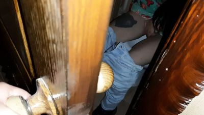 Spying on My Stepsister Moaning and Masturbating in the Toilet - veryfreeporn.com - North Korea
