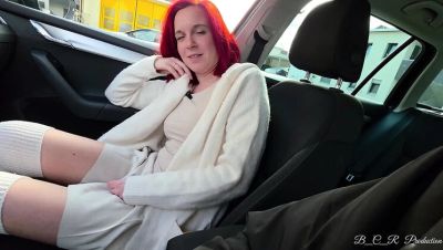 Malou-Nu Loses Bet: Car Wash Fingering Orgasm - veryfreeporn.com - Germany - Austria