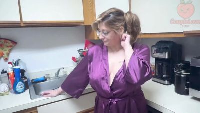 Stepmom Needs My Help With Chores - POV Roleplay - veryfreeporn.com - Britain